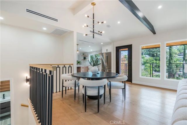 4112 Knobhill Drive, Sherman Oaks, CA 91403
