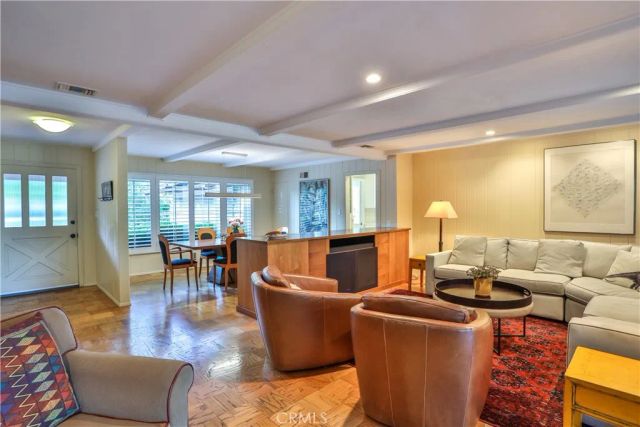 666 W 9th Street, Claremont, CA 91711