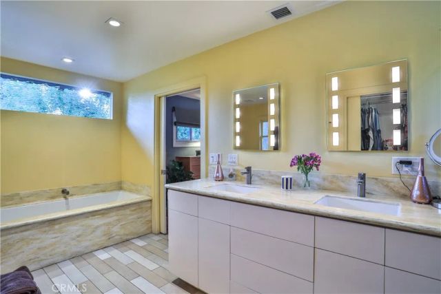 666 W 9th Street, Claremont, CA 91711