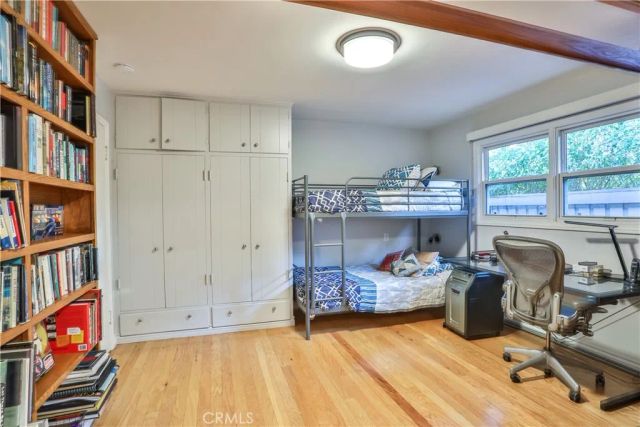 666 W 9th Street, Claremont, CA 91711