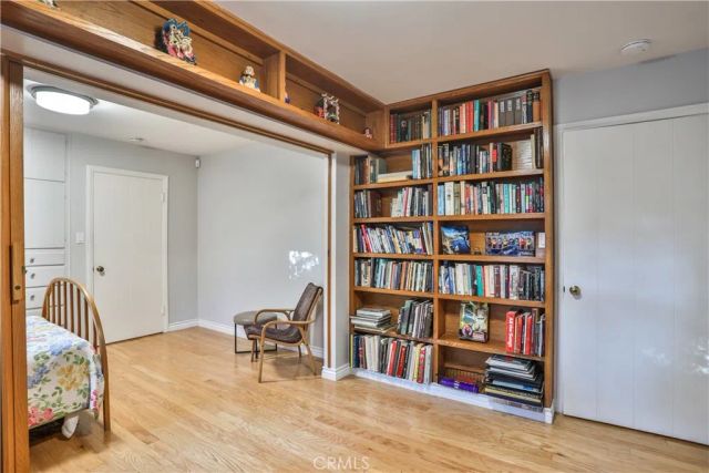 666 W 9th Street, Claremont, CA 91711