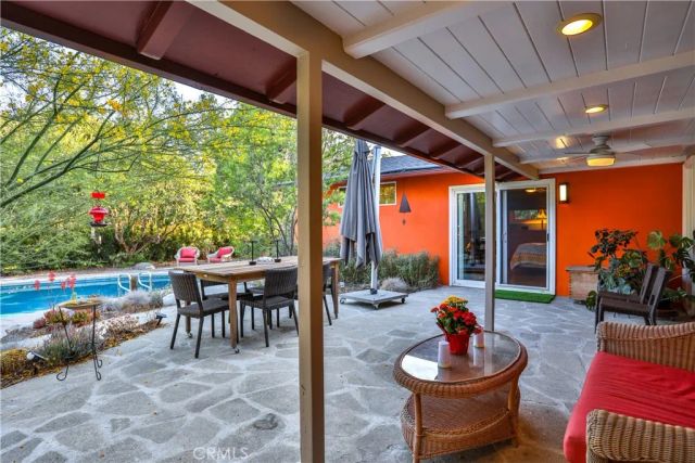 666 W 9th Street, Claremont, CA 91711