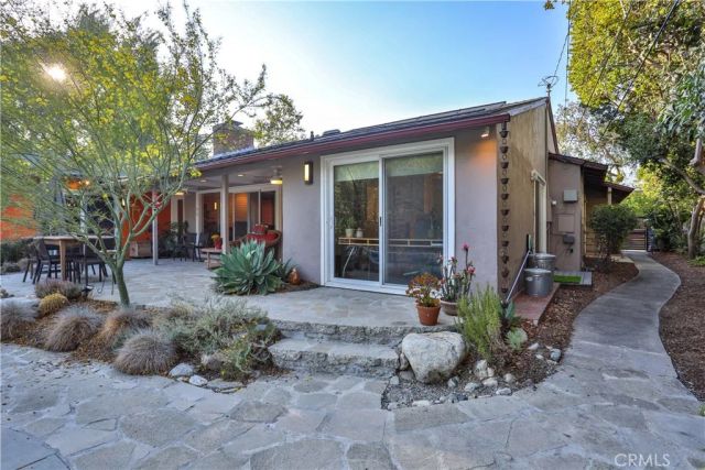 666 W 9th Street, Claremont, CA 91711