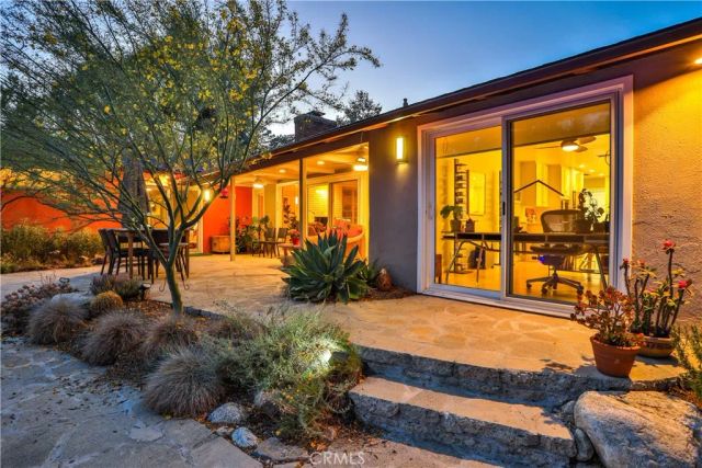 666 W 9th Street, Claremont, CA 91711
