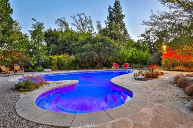 666 W 9th Street, Claremont, CA 91711