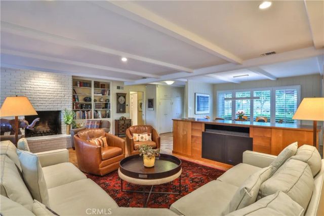 666 W 9th Street, Claremont, CA 91711