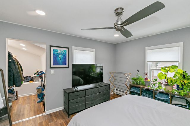 306 Johnson Street, East Dundee, IL 60118