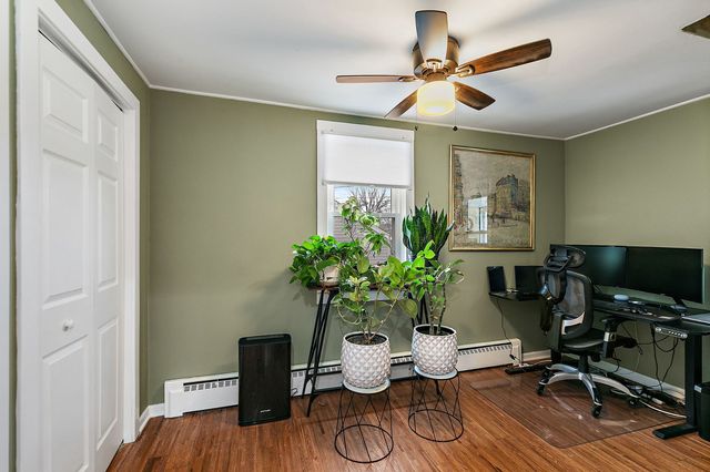 306 Johnson Street, East Dundee, IL 60118