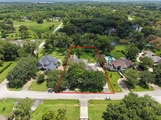 4334 Crystal Ridge Street, Missouri City, TX 77459