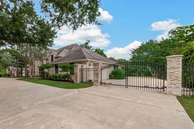 4334 Crystal Ridge Street, Missouri City, TX 77459