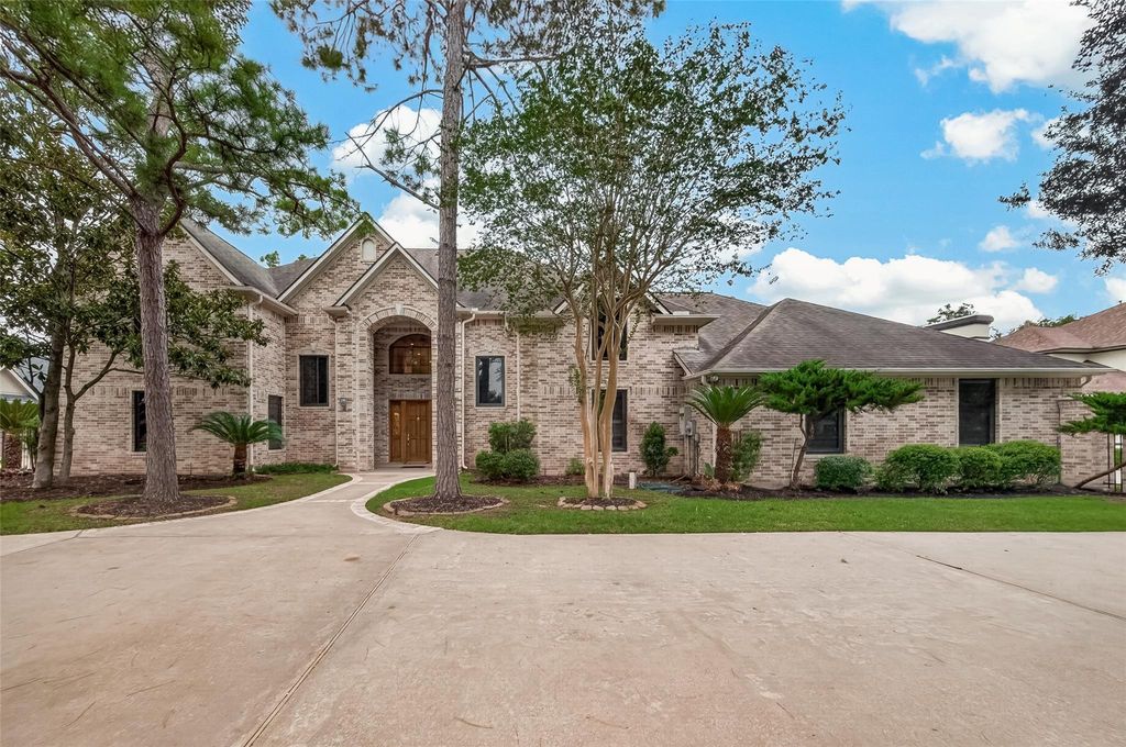 4334 Crystal Ridge Street, Missouri City, TX 77459