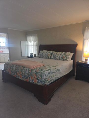 7871 SE Shenandoah Drive, Hobe Sound, FL 33455