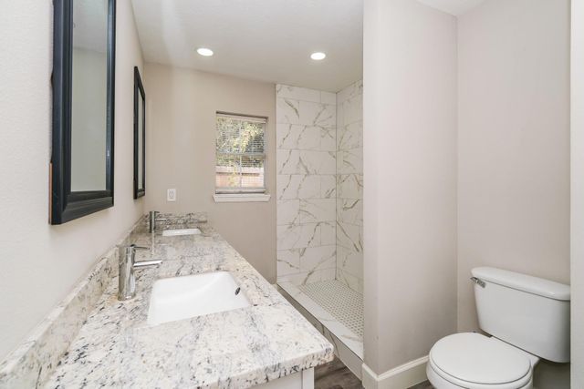 5100 Goose Creek Drive, Baytown, TX 77521