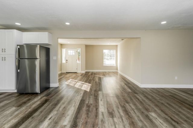 5100 Goose Creek Drive, Baytown, TX 77521