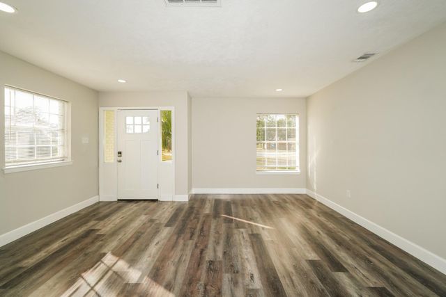 5100 Goose Creek Drive, Baytown, TX 77521