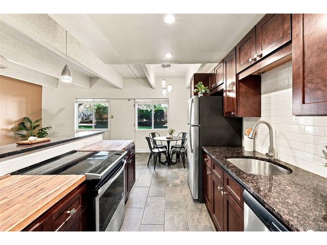 384 S Ironton St 111, Aurora, CO 80012