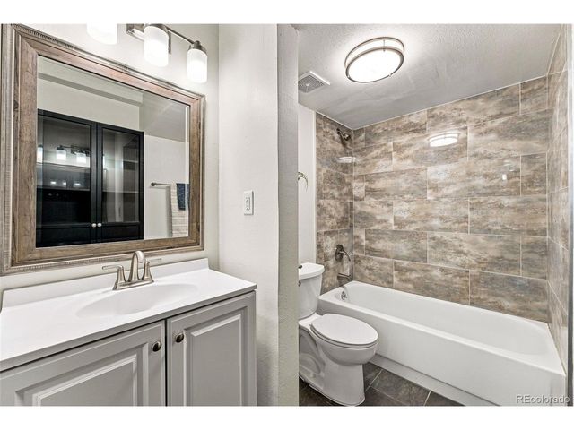 384 S Ironton St 111, Aurora, CO 80012
