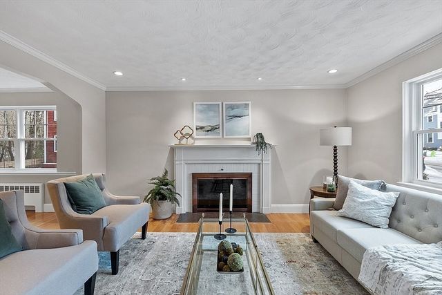 44 Blake St. 2, Newton, MA 02460