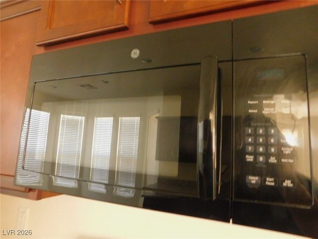 5641 Keystone Crest Street, North Las Vegas, NV 89081