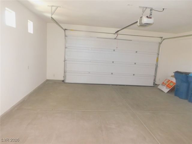 5641 Keystone Crest Street, North Las Vegas, NV 89081