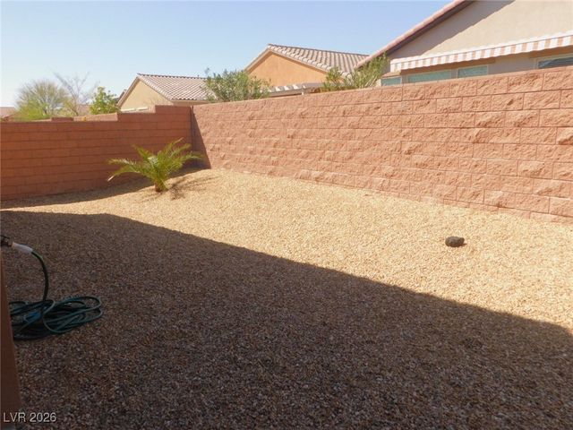 5641 Keystone Crest Street, North Las Vegas, NV 89081