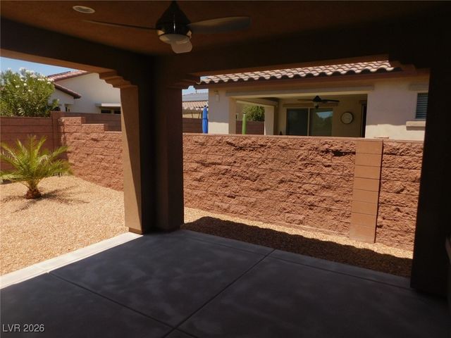 5641 Keystone Crest Street, North Las Vegas, NV 89081