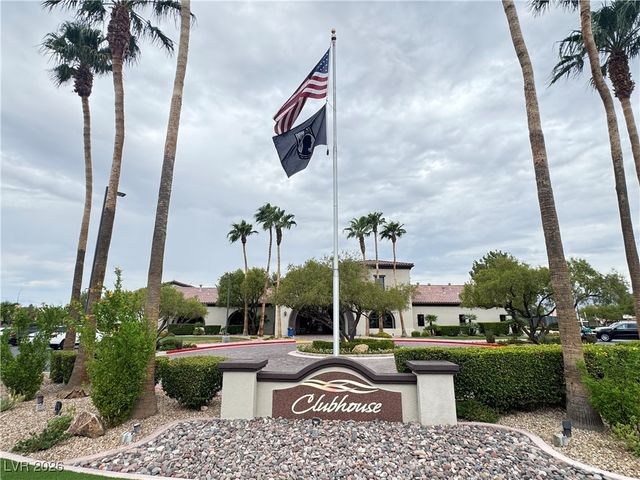 5641 Keystone Crest Street, North Las Vegas, NV 89081