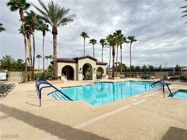 5641 Keystone Crest Street, North Las Vegas, NV 89081