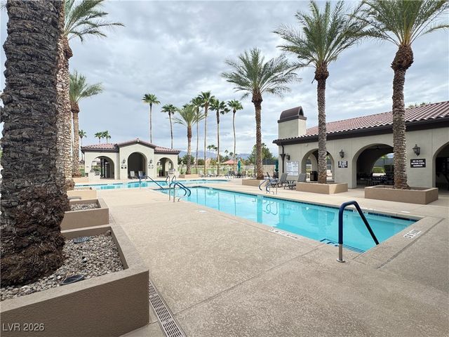 5641 Keystone Crest Street, North Las Vegas, NV 89081