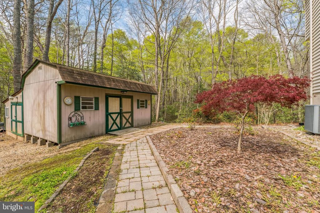 3055 BLACKBERRY LN, Prince Frederick, MD 20678