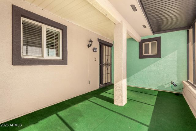 6224 E DALLAS Street, Mesa, AZ 85205