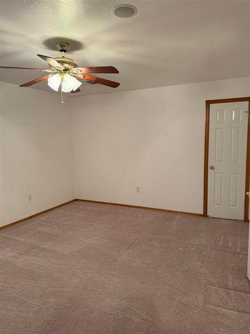 1614 SE Pinewood Dr, Lawton, OK 73501