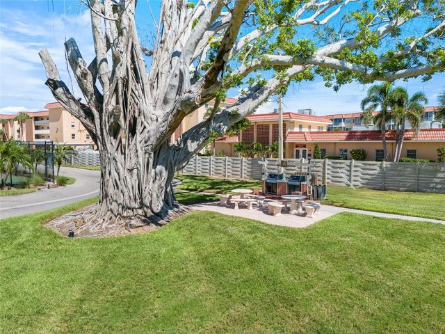 6265 MIDNIGHT PASS ROAD 102, Sarasota, FL 34242