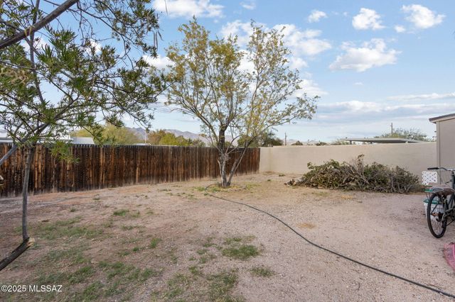 3753 E Flower Street, Tucson, AZ 85716