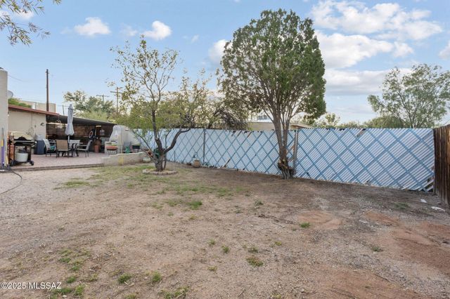 3753 E Flower Street, Tucson, AZ 85716