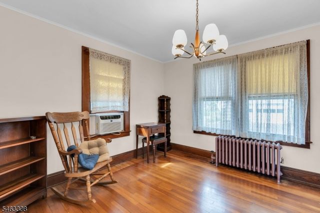303 N Bridge St, Somerville Boro, NJ 08876