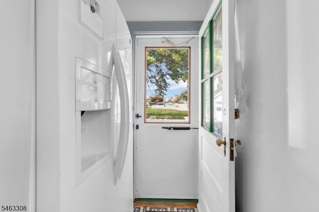 303 N Bridge St, Somerville Boro, NJ 08876