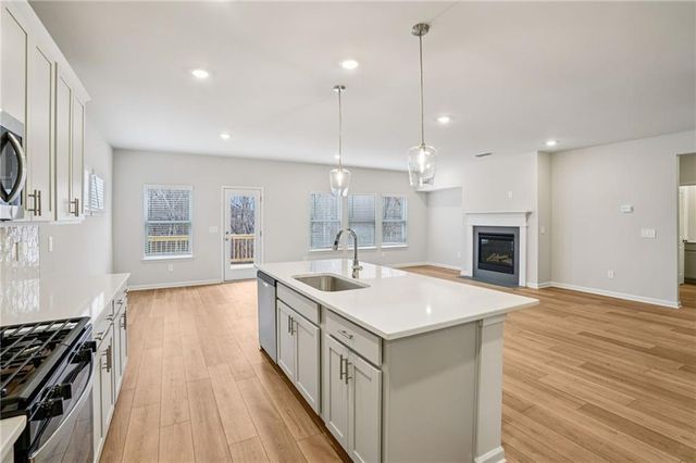 6939 Winchester Place, Fairburn, GA 30213