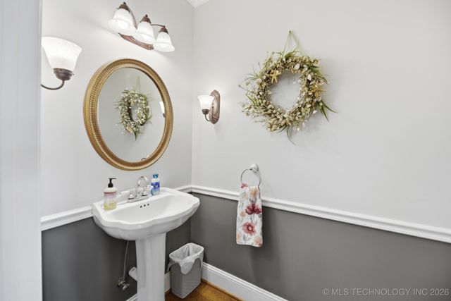 3912 N Battle Creek Drive, Broken Arrow, OK 74012