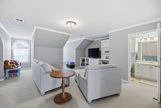 3912 N Battle Creek Drive, Broken Arrow, OK 74012