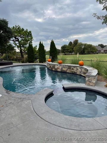 3912 N Battle Creek Drive, Broken Arrow, OK 74012