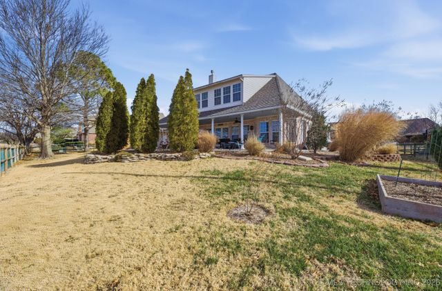 3912 N Battle Creek Drive, Broken Arrow, OK 74012