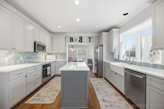 3912 N Battle Creek Drive, Broken Arrow, OK 74012