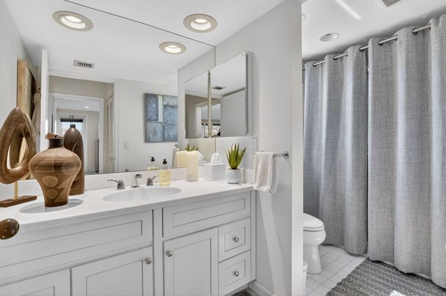 19811 Boca West Drive 4044, Boca Raton, FL 33434