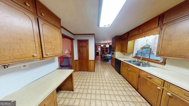 2802 Lakeview Court, Buford, GA 30519