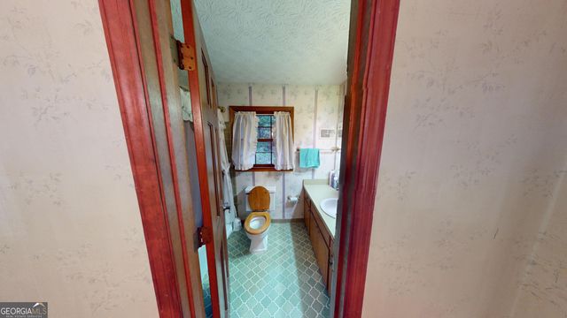 2802 Lakeview Court, Buford, GA 30519