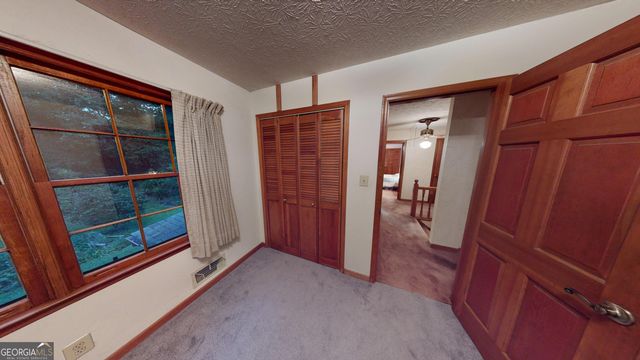 2802 Lakeview Court, Buford, GA 30519