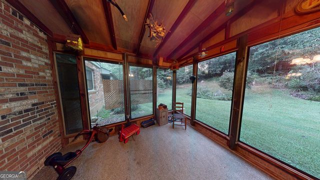 2802 Lakeview Court, Buford, GA 30519