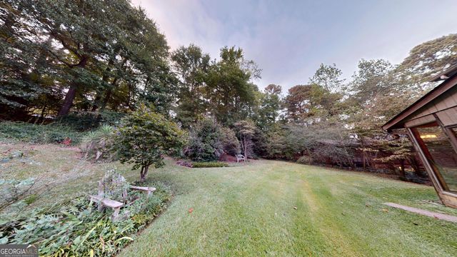 2802 Lakeview Court, Buford, GA 30519