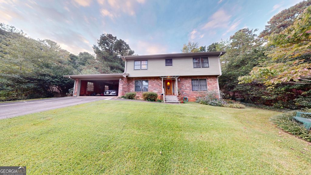 2802 Lakeview Court, Buford, GA 30519